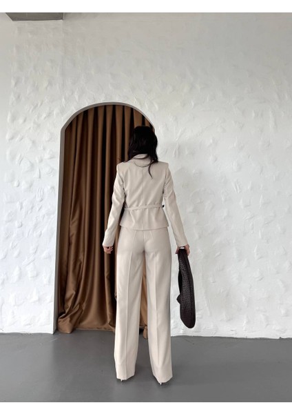 Kadın Gold Düğmeli Kemerli Modern Şık Kombin Takım Elbise fırsatları
