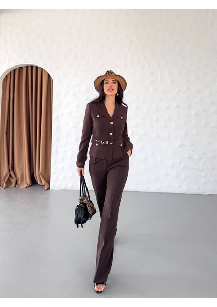 Kadın Gold Düğmeli Kemerli Modern Şık Kombin Takım Elbise