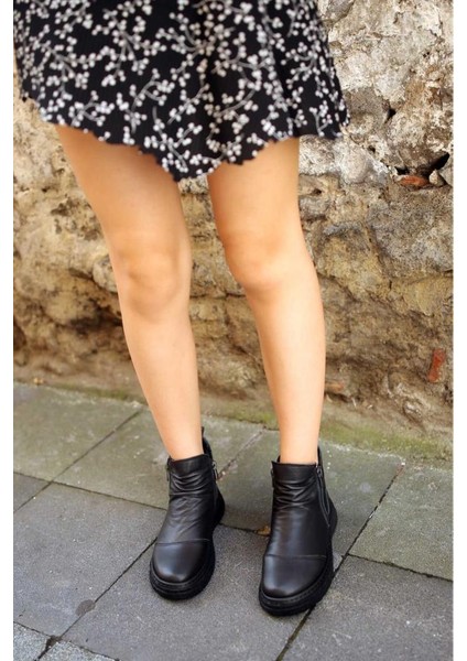 1005 Hakiki Deri Ortopedik Düz Tabanlı Fermuarlı Bot modelleri