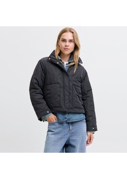 Kadin Dik Yaka Kapitone Ceket - Serena