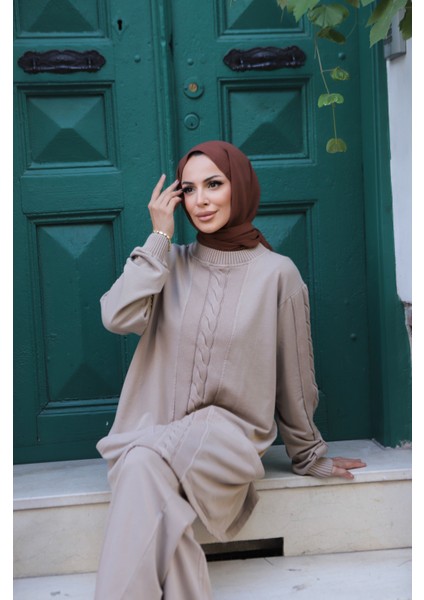 Yanları Cepli Iki Iplik Triko Takım fırsatları