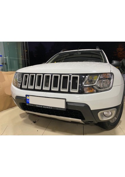 Dacia Duster 1 Ön Panjur Parlak Siyah 2009 - 2017