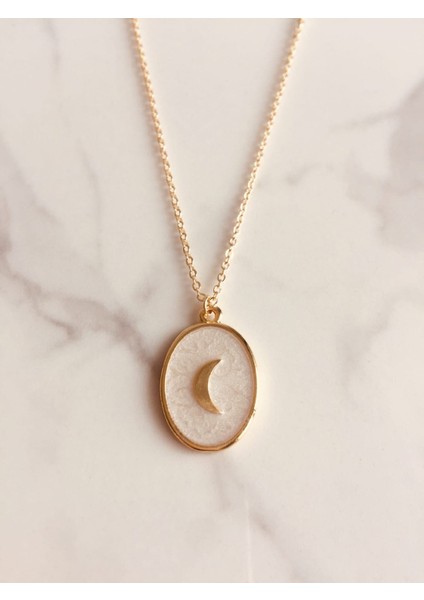 Ay Figürlü Sedefli Mineli Çelik Zincirli Altın Kaplama Kolye