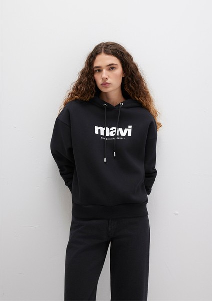 Mavi Logo Baskılı Kapüşonlu Siyah Sweatshirt 168334-900