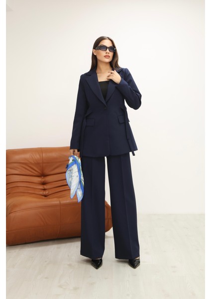 Kadın Lacivert Yandan Kuşaklı Blazer Ceket Pantolon Takım