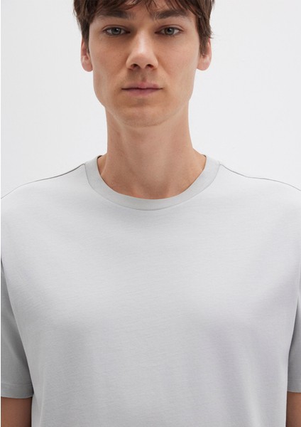 Etiket Detaylı Gri Basic Tişört 0611824-70075