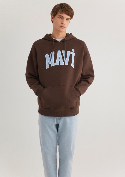 Mavi Logo Baskılı Kapüşonlu Kahverengi Sweatshirt 067149-88067