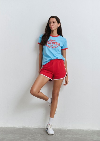 Biye Detaylı Kırmızı Şort 1410185-70467