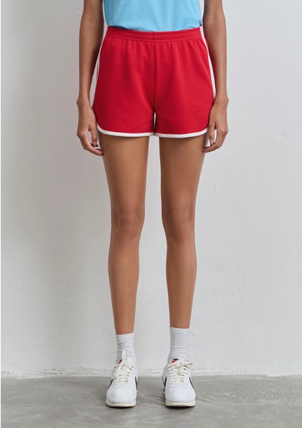 Biye Detaylı Kırmızı Şort 1410185-70467