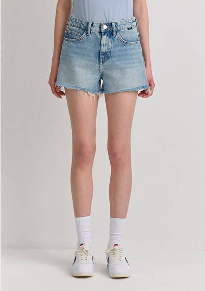 Cherry 90LAR Vintage Açık Mavi Jean Şort 1410022-89733