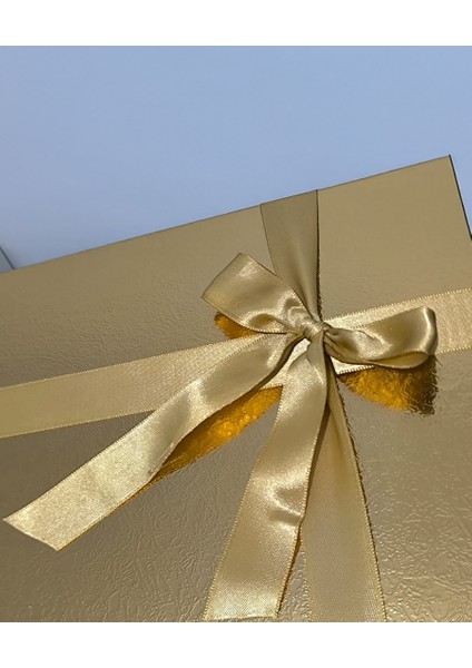 24’lü Süslemeli Madlen Çikolata – Söz, Nişan, Nikah ve Kız Isteme Özel Gün Hediyelik Çikolata fırsatları