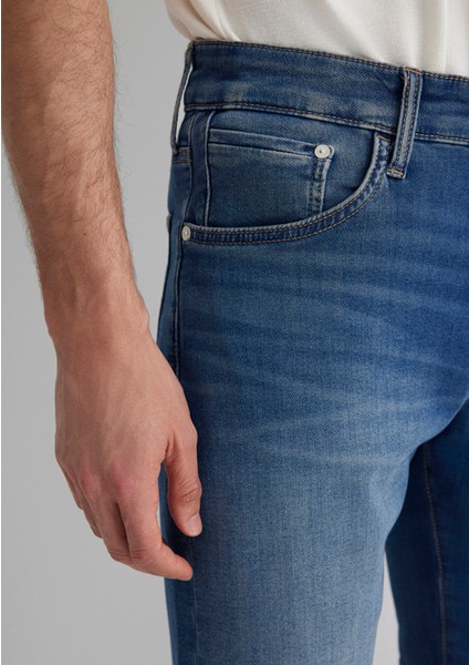 Brian Sporty Koyu Mavi Jean Şort 0418490389