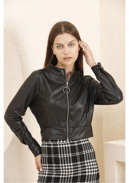 Siyah Kadın Deri Crop Ceket Halka Detaylı fiyatları