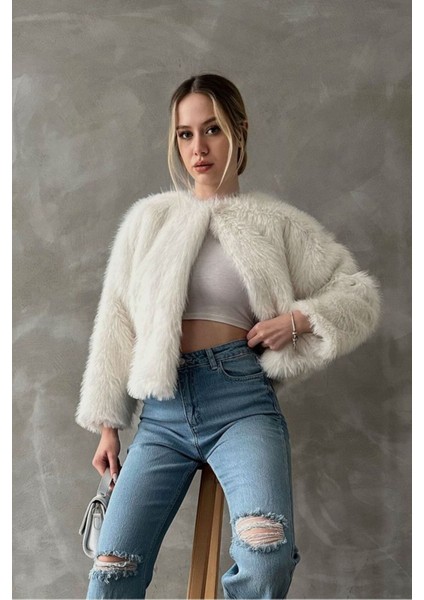 Beyaz Kadın Suni Kürk Ceket Modern Premium Luxury Trend Tasarım Mont fiyatları