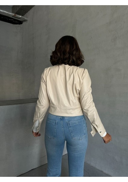Taş Kadın Deri Crop Ceket Halka Detaylı indirimleri