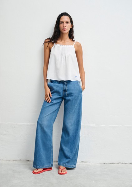 Balık Işlemeli Beyaz Bluz 1211217-620