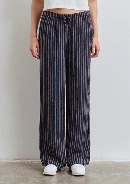 Beli Bağcıklı Çizgili Lacivert Pantolon 1011024-89853