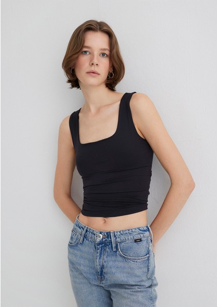 Kare Yaka Siyah Poliamid Atlet 1613498-900