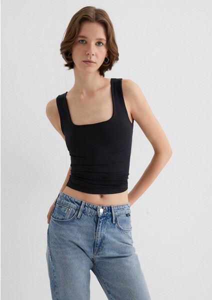 Kare Yaka Siyah Poliamid Atlet 1613498-900