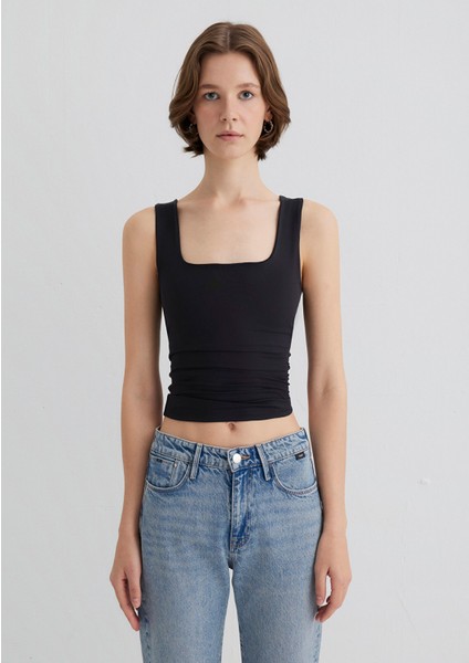 Kare Yaka Siyah Poliamid Atlet 1613498-900