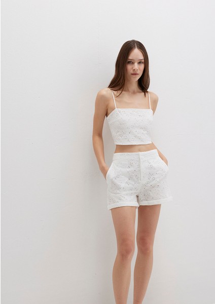 Fisto Işlemeli Beyaz Şort 1410236-70057