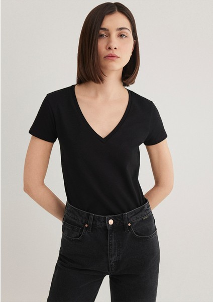 V Yaka Siyah Basic Stretch Tişört 162769-900