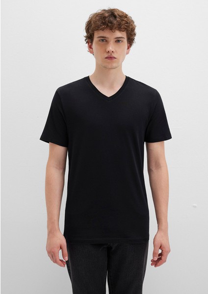 Stretch V Yaka Siyah Basic Tişört 061748-900
