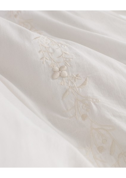 Loris Çift Kişilik %100 Pamuk Nakışlı Nevresim Takımı - Ekru