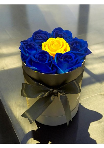 Sevgiliye Özel Hediye Gül Kutu Mavi Sarı Hediyelik Çiçek Doğum Günü Sepeti Kız Arkadaşa Eşe Sevgili fiyatları