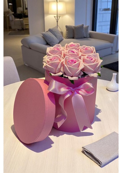 Sevgiliye Özel Hediye Gül Kutu Pembe Hediyelik Çiçek Doğum Günü Sepeti Kız Arkadaşa Eşe Sevgili