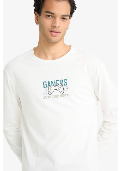 Pijama Takımı Regular Fit Baskılı Uzun Kollu Üst Desenli Uzun Alt G2643AX25WN fırsatları