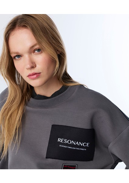 Colorblock Patch'li Sweatshırt TW6250091056005