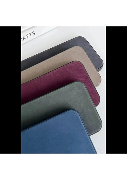 iPhone 15 Pro Kılıf Karen Magsafe Kapak modelleri