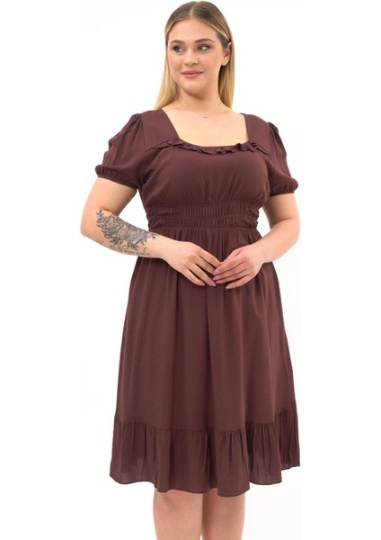 Kadın Kahve Kare Yaka Fırfır Detaylı Midi Boy Yazlık Viscon Elbise 4467-110