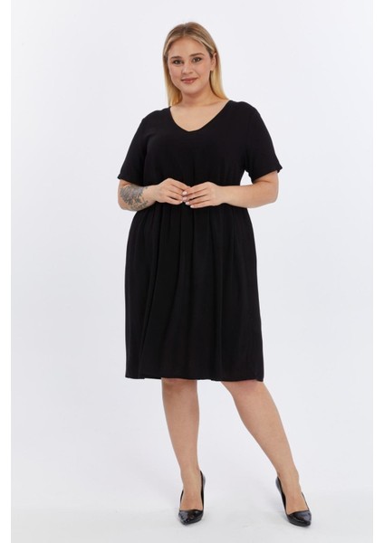 Kadın Siyah Büzgü Detaylı midi Yazlık büyük Beden Elbise 4424-105