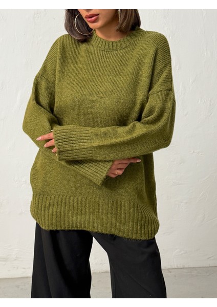 Kadın Yumuşak Dokulu Bisiklet Yaka Oversize Basic Triko Kazak
