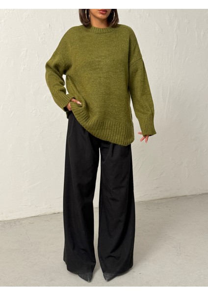 Kadın Yumuşak Dokulu Bisiklet Yaka Oversize Basic Triko Kazak indirimleri
