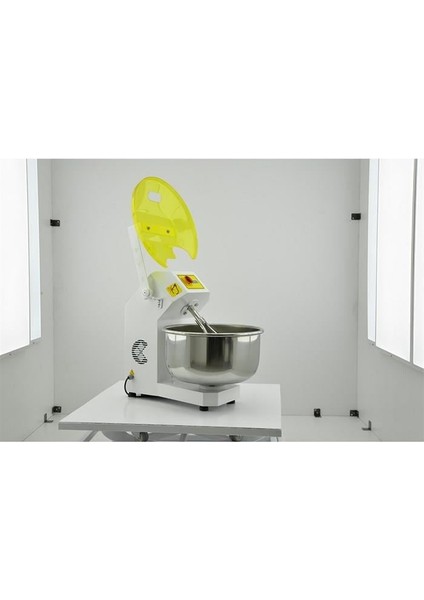 Kapaklı Model 10 kg Hamur Yoğurma Makinesi 220 V