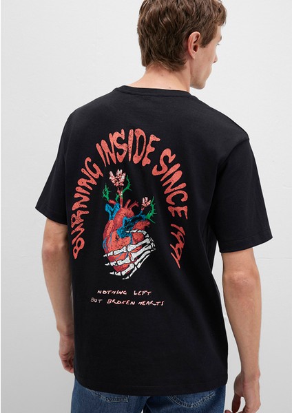 Sırt Baskılı Siyah Tişört 0612931-900