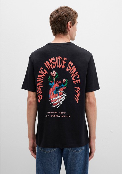 Sırt Baskılı Siyah Tişört 0612931-900