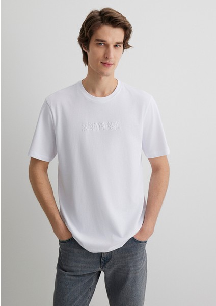 Mavi Black Nakışlı Beyaz Basic Tişört 0612644-620