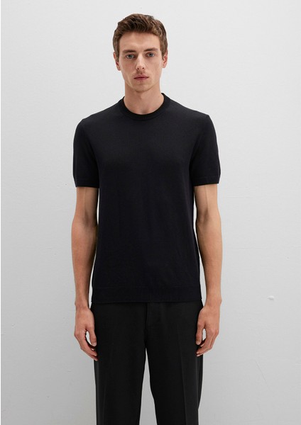 Kısa Kollu Siyah Triko Tişört 0710250-900