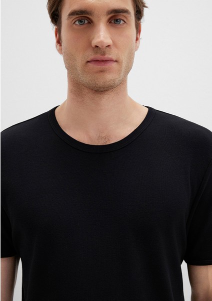 Ribana Detaylı Siyah Tişört 063747-900