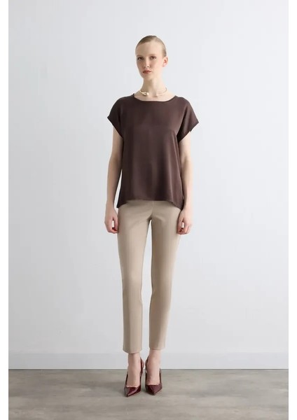 Yuvarlak Yaka Önü Saten Viskon Tshirt - Kahverengi fiyatları
