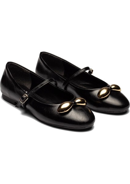 Kadın Fiyonk Tokalı Bantlı Parlak Cilt Deri Babet 2030