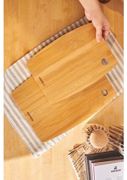 Bade Ahşap Kesme Tahtası 2 Adet 28/33 cm Bambu Malzeme ile Mutfak İçin İdeal