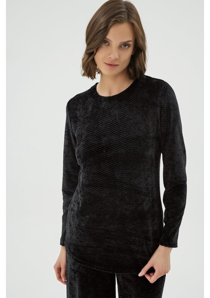 Kadın Siyah Kadife Kumaş Uzun Kollu Bol Paça Pijama Takımı C2T7N171 modelleri