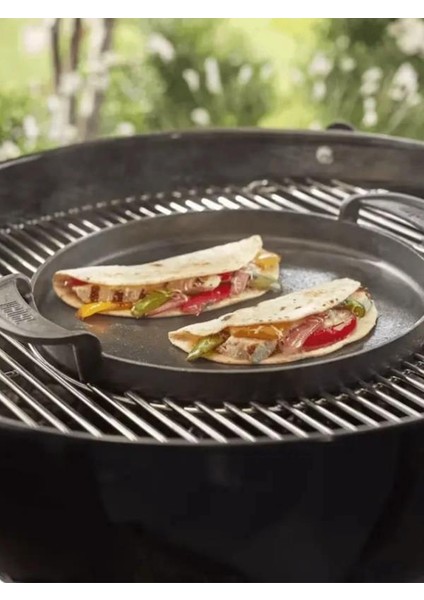 Gourmet BBQ System Griddle 7421 Porcelain-enameled Cast Iron | Çok Yüzeyli Plancha | GBS™ Uyumlu fırsatları