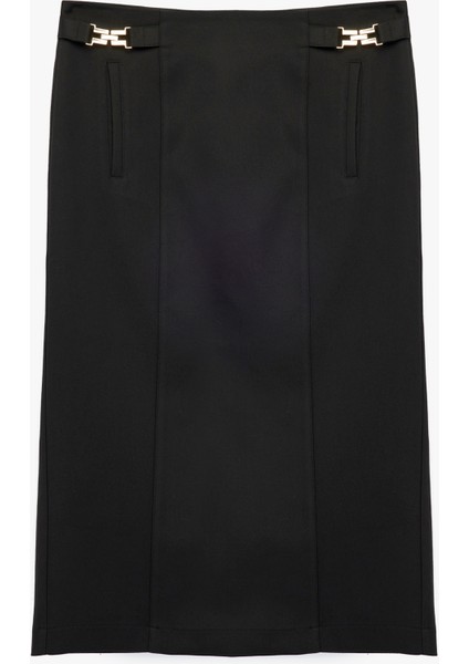 Metal Aksesuarlı Yırtmaçlı Cep Detaylı Yüksek Bel Midi Kalem Etek