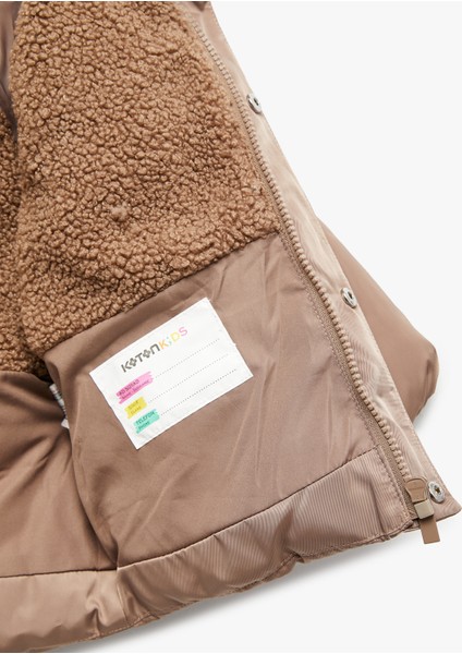 Uzun Kollu Cepli Peluş Detaylı Kapşonlu Şişme Mont fırsatları